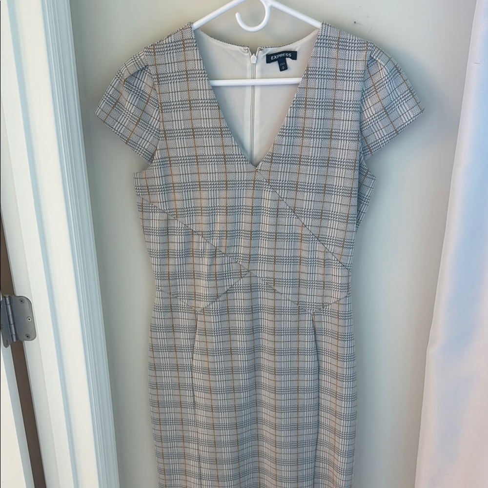 Express Women's Plaid Midi Dress - Gray and Cream